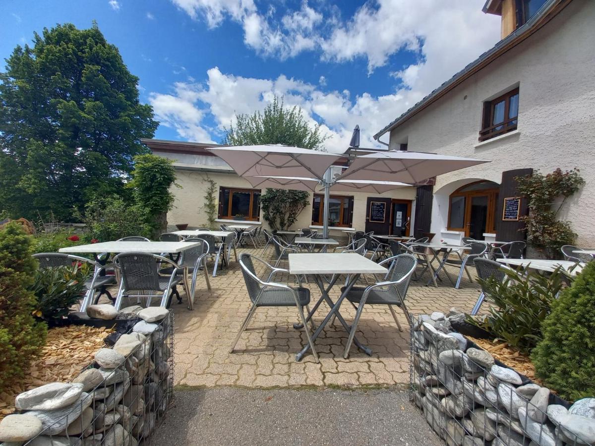 Auberge Le Vieux Chaillol Saint-Michel-de-Chaillol Exterior photo